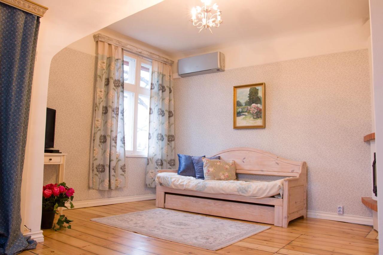 Villa Tammsaare パルヌ エクステリア 写真